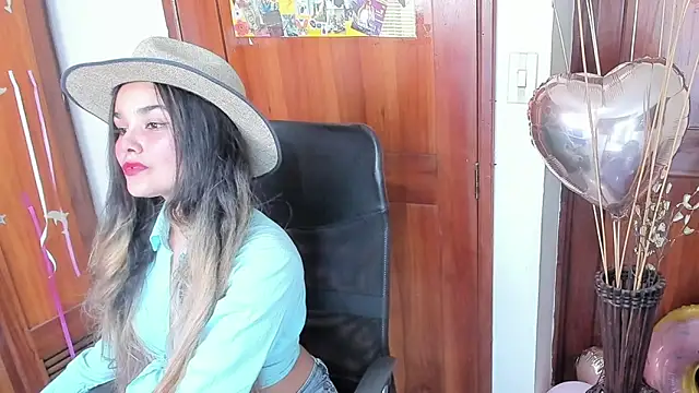 DestinyHills online show from September 12, 1:50 am