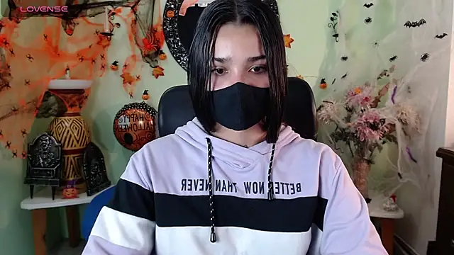 DestinyHills online show from October 29, 12:15 pm