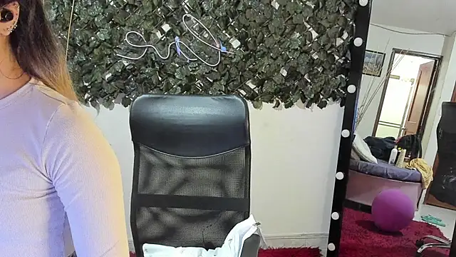 DestinyHills online show from September 13, 12:16 pm