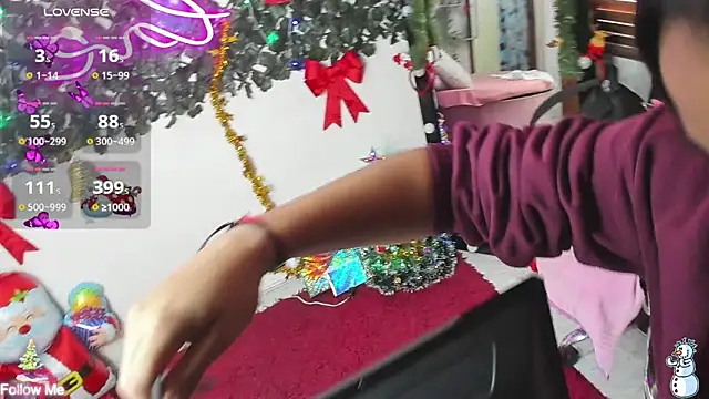 DestinyHills online show from December 15, 12:44 pm