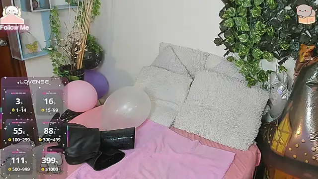 DestinyHills online show from February 12, 1:55 pm