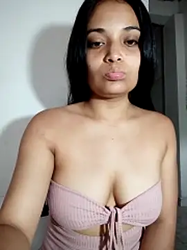  Estrellita  online show from February 6, 6:59 pm