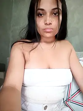  Estrellita  online show from March 11, 5:07 pm