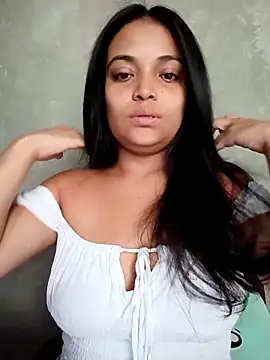  Estrellita  online show from March 25, 5:01 pm