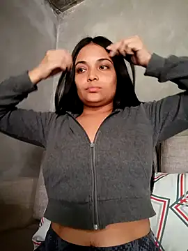  Estrellita  online show from March 2, 5:31 pm