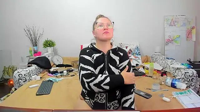 IamYourNarcotic online show from March 13, 3:39 pm