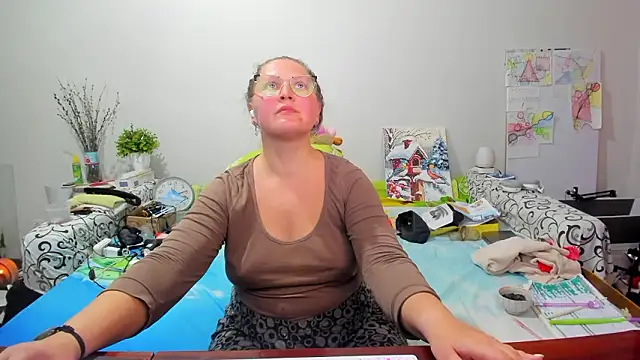 IamYourNarcotic online show from March 18, 4:30 pm