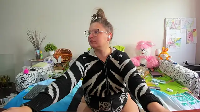 IamYourNarcotic online show from April 10, 10:44 am