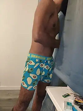 FullnighterBBC NL online show from January 11, 2:18 am