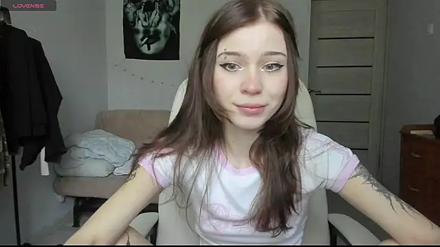 Snapshot of Nancy_ston chatting on June 21, 1:39 pm Nancy ston online show from June 21, 1:39 pm