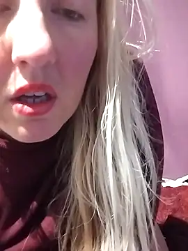 Mllesha74000 online show from December 17, 7:08 pm