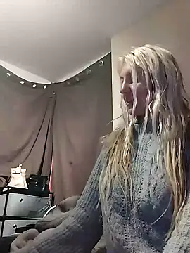 Mllesha74000 online show from December 1, 4:34 pm