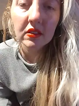 Mllesha74000 online show from March 22, 6:25 pm