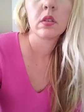 Mllesha74000 online show from November 19, 3:12 pm