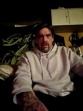 Snapshot of canadacockinme chatting on November 15, 10:19 am canadacockinme online show from November 15, 10:19 am