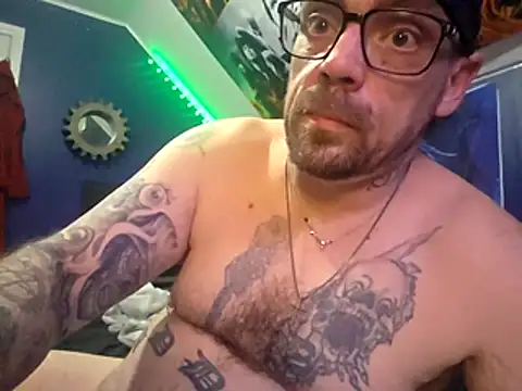 canadacockinme online show from April 3, 11:33 pm