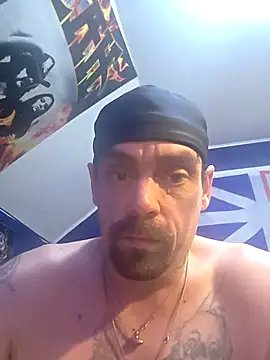 Snapshot of canadacockinme chatting on February 3, 9:53 pm canadacockinme online show from February 3, 9:53 pm