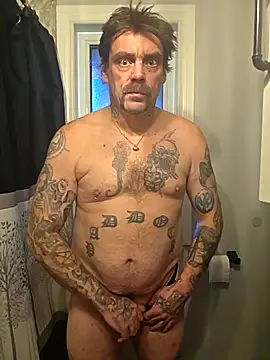 Snapshot of canadacockinme chatting on November 5, 10:24 pm canadacockinme online show from November 5, 10:24 pm