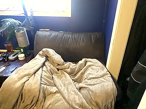canadacockinme online show from May 25, 8:51 pm