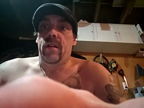 Snapshot of canadacockinme chatting on November 5, 9:23 am canadacockinme online show from November 5, 9:23 am