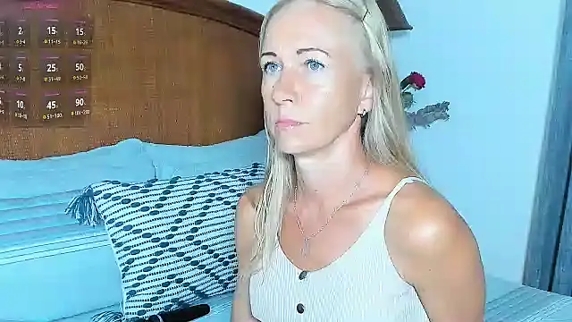 Christine 35 online show from February 19, 12:02 pm