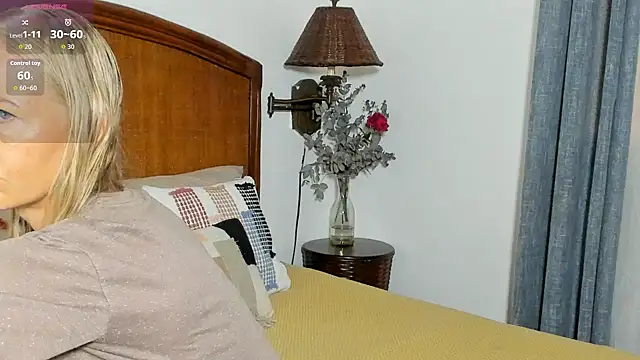 Christine 35 online show from March 27, 12:39 pm