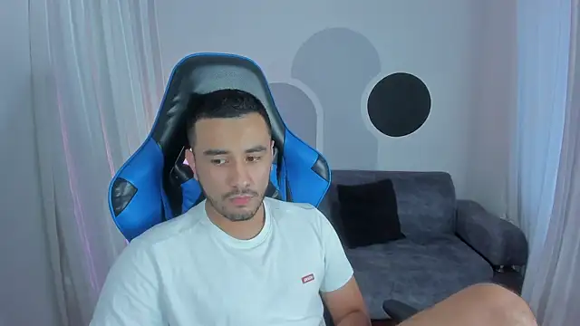 Nick Moca online show from December 4, 9:18 pm