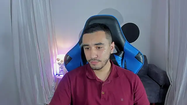 Nick Moca online show from December 4, 2:47 am