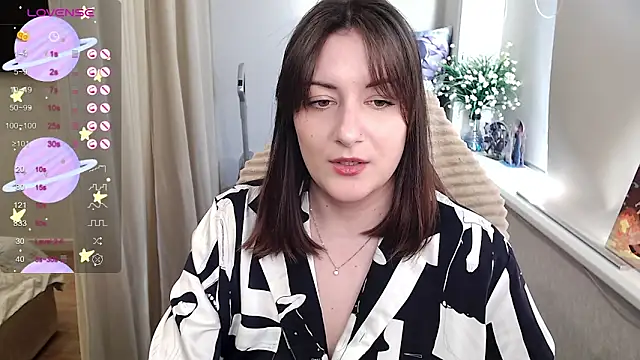 Snapshot of elise_sweet chatting on September 26, 2:51 am elise sweet online show from September 26, 2:51 am