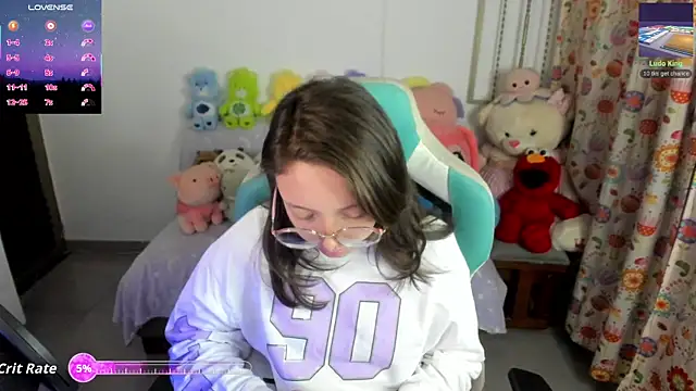 linda-schmidt online show from May 13, 1:12 am