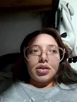 linda-schmidt online show from December 4, 2:10 am