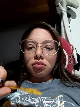 linda-schmidt online show from January 13, 2:15 am