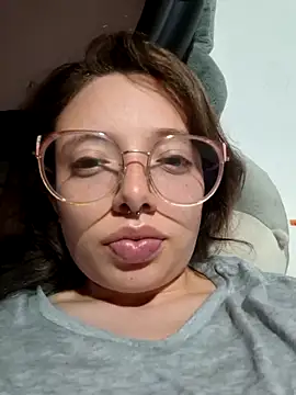 linda-schmidt online show from April 15, 3:34 am