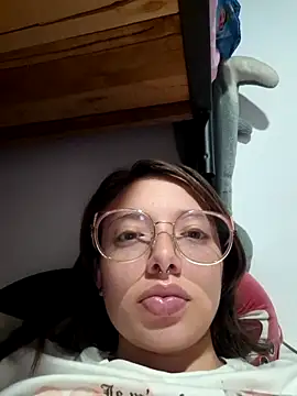 linda-schmidt online show from May 14, 2:19 am