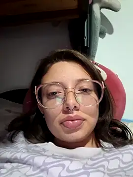 linda-schmidt online show from June 2, 2:55 am