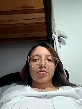 linda-schmidt online show from March 1, 8:53 pm