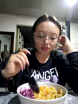 linda-schmidt online show from February 25, 11:26 pm