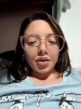 linda-schmidt online show from April 21, 1:42 am
