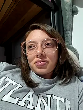 linda-schmidt online show from May 25, 2:22 am
