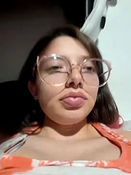 linda-schmidt online show from November 15, 2:59 am