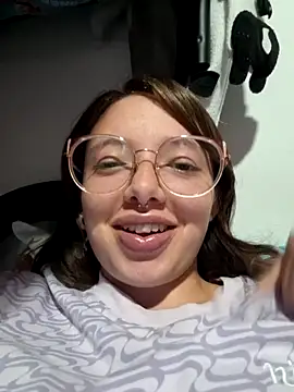 linda-schmidt online show from March 18, 1:02 am