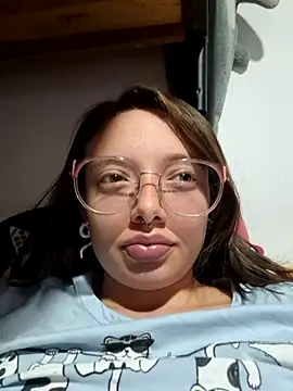 linda-schmidt online show from April 21, 1:07 am