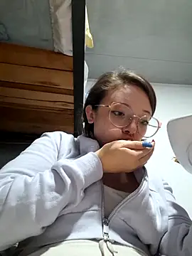 linda-schmidt online show from March 31, 4:03 am