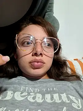 linda-schmidt online show from April 14, 2:05 am