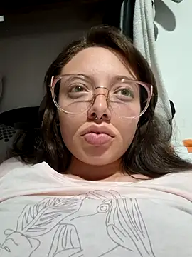 linda-schmidt online show from September 20, 11:32 pm