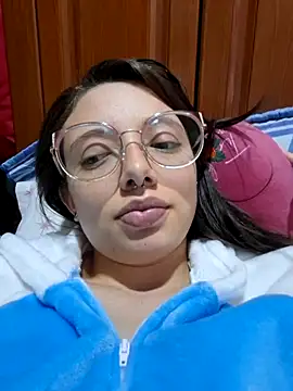 linda-schmidt online show from March 21, 10:35 pm