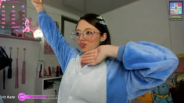 linda-schmidt online show from March 18, 10:32 pm