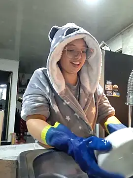 linda-schmidt online show from February 19, 2:30 am