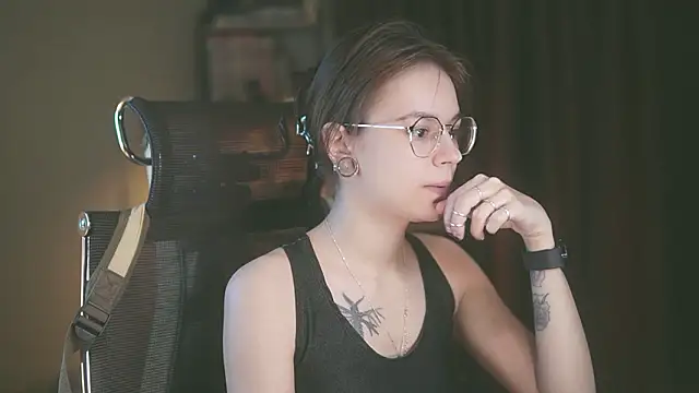 alyssa sweet online show from February 18, 5:16 am