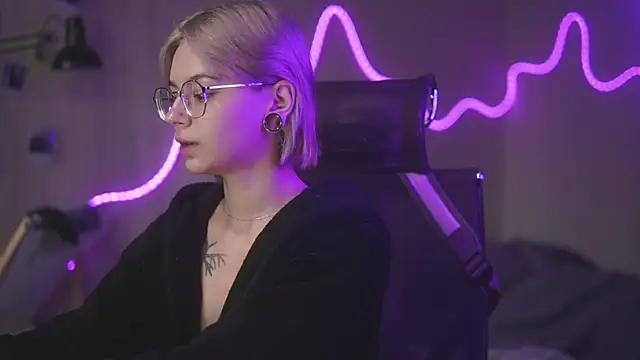 alyssa sweet online show from May 13, 3:02 am